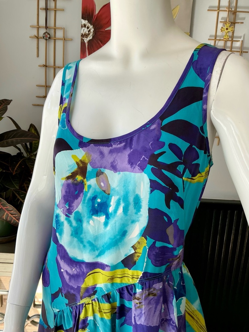 Trina Turk All Silk Vibrant Birthstone Colors Floral lightweight Mini Dress 4 - Picture 5 of 11